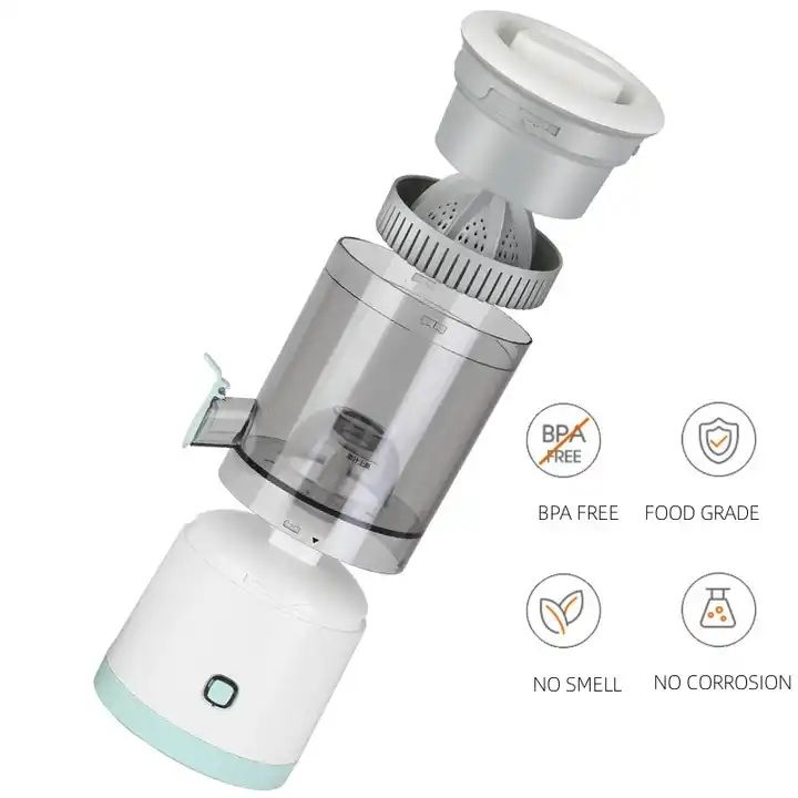 Juicer on kitchen counter